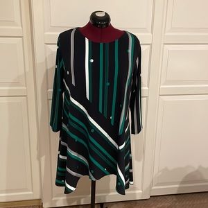 Size large, green, black, white tunic